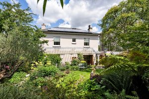 External- click for photo gallery